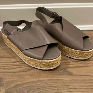 Vince Sandals